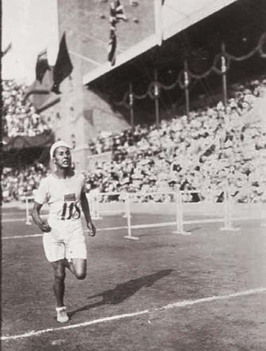 Andrew Sockalexis crossing finish line