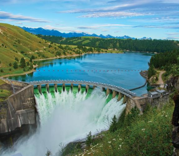 Se̓liš Ksanka Ql̓ispe̓ Dam on the Flathead River in Montana.