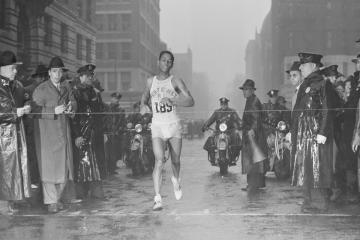 Ellison Brown (Narragansett) winning the 1939 Boston Marathon